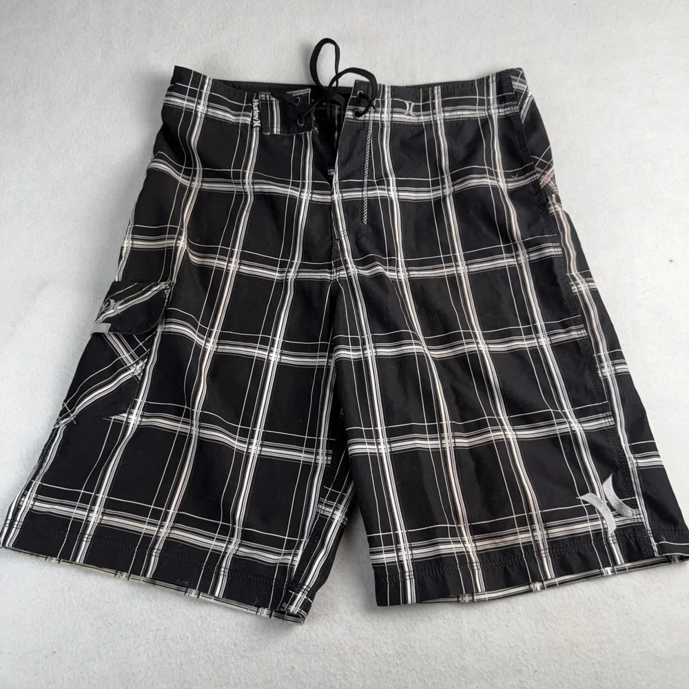 Hurley Men's Black White Plaid Board Shorts Size 32 Cargo Pocket Swim Trunks